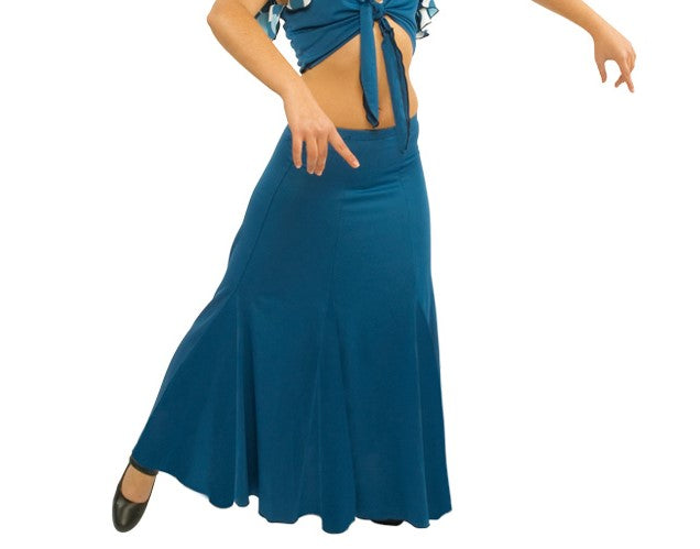 Falda flamenca de ensayo con nesgas y godets