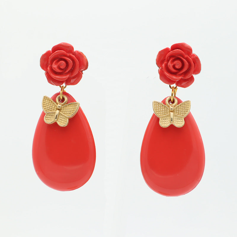 Small earrings with golden butterfly detail - Various colors