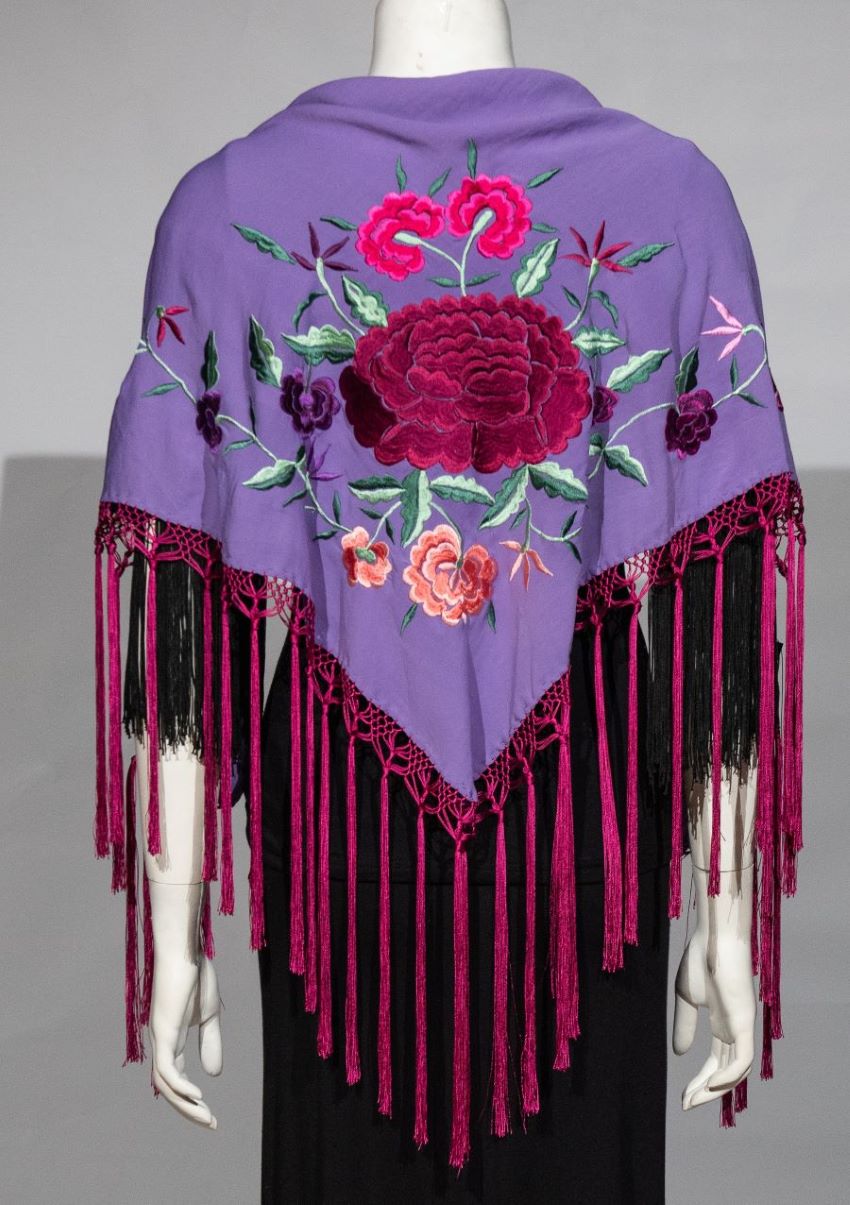 Mantoncillos bordados