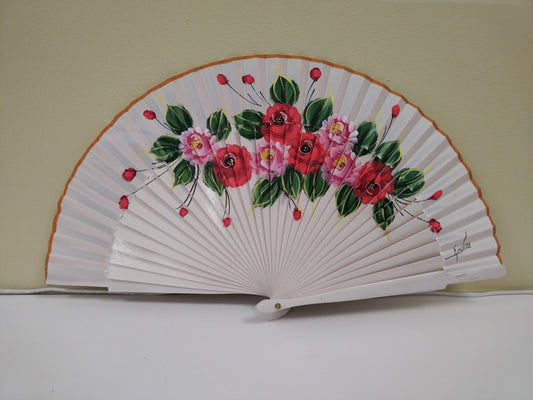 White fan with central bouquet