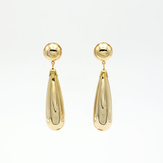 Gold drop-shaped earrings