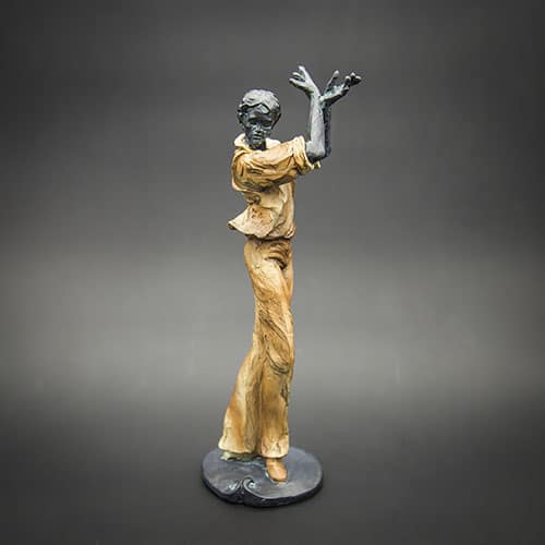 Resin sculpture - Dancer